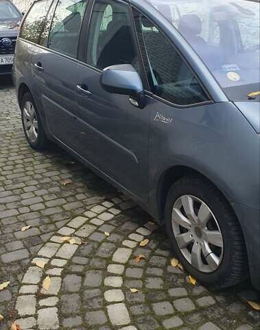 Ситроен С4 Пикассо 2007 в Владимир-Волынский на Automoto.ua Серый Ситроен С4 Пикассо, объемом двигателя 1.56 л и пробегом 324 тыс. км за 4600 $, фото 4 на Automoto.ua