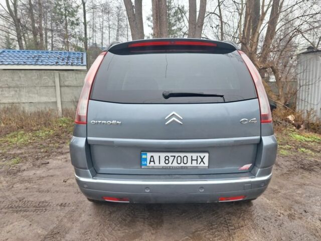 Серый Ситроен С4 Пикассо, объемом двигателя 2 л и пробегом 285 тыс. км за 5900 $, фото 4 на Automoto.ua