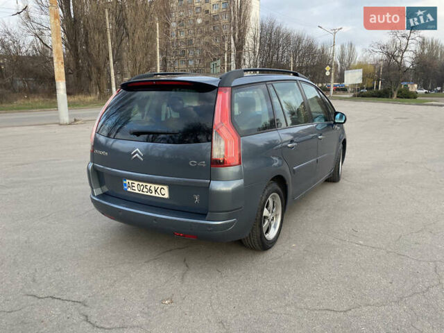 Серый Ситроен С4 Пикассо, объемом двигателя 1.56 л и пробегом 285 тыс. км за 5700 $, фото 7 на Automoto.ua