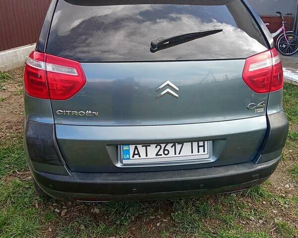 Серый Ситроен С4 Пикассо, объемом двигателя 1.6 л и пробегом 255 тыс. км за 4700 $, фото 5 на Automoto.ua