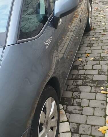 Ситроен С4 Пикассо 2007 в Владимир-Волынский на Automoto.ua Серый Ситроен С4 Пикассо, объемом двигателя 1.56 л и пробегом 324 тыс. км за 4600 $, фото 2 на Automoto.ua