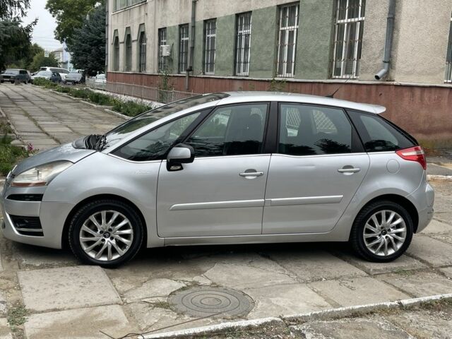 Сірий Сітроен С4 Пікассо, об'ємом двигуна 1.6 л та пробігом 300 тис. км за 2799 $, фото 2 на Automoto.ua