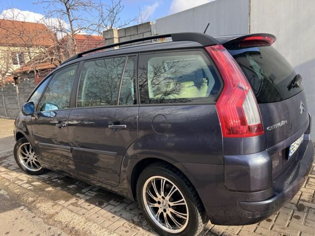 Серый Ситроен С4 Пикассо, объемом двигателя 2 л и пробегом 200 тыс. км за 4300 $, фото 5 на Automoto.ua