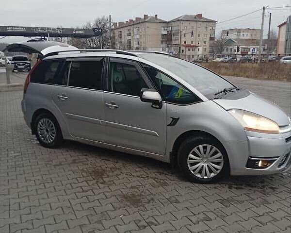 Серый Ситроен С4 Пикассо, объемом двигателя 1.6 л и пробегом 200 тыс. км за 4300 $, фото 4 на Automoto.ua