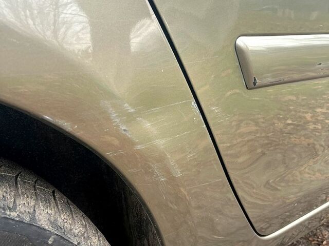 Сірий Сітроен С4 Пікассо, об'ємом двигуна 1.6 л та пробігом 167 тис. км за 5600 $, фото 9 на Automoto.ua