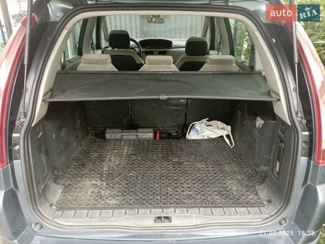 Ситроен С4 Пикассо 2007 в Львове на Automoto.ua Серый Ситроен С4 Пикассо, объемом двигателя 1.56 л и пробегом 270 тыс. км за 5800 $, фото 8 на Automoto.ua