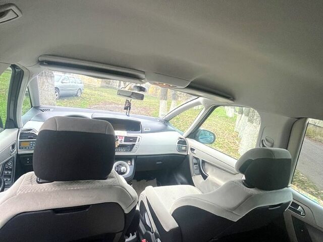 Сірий Сітроен С4 Пікассо, об'ємом двигуна 1.6 л та пробігом 167 тис. км за 5600 $, фото 12 на Automoto.ua