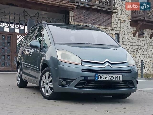 Серый Ситроен С4 Пикассо, объемом двигателя 1.56 л и пробегом 213 тыс. км за 3999 $, фото 4 на Automoto.ua