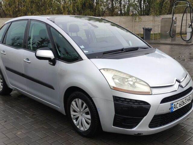 Серый Ситроен С4 Пикассо, объемом двигателя 1.6 л и пробегом 302 тыс. км за 4800 $, фото 16 на Automoto.ua