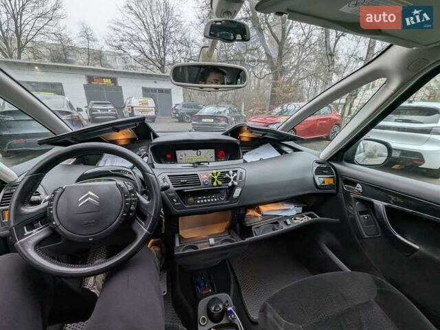 Сірий Сітроен С4 Пікассо, об'ємом двигуна 1.6 л та пробігом 123 тис. км за 5200 $, фото 23 на Automoto.ua
