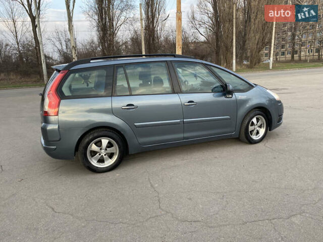 Серый Ситроен С4 Пикассо, объемом двигателя 1.56 л и пробегом 285 тыс. км за 5700 $, фото 14 на Automoto.ua