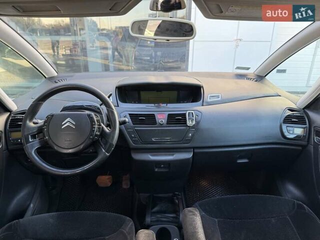 Сірий Сітроен С4 Пікассо, об'ємом двигуна 2 л та пробігом 220 тис. км за 4900 $, фото 14 на Automoto.ua