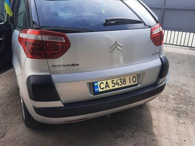 Серый Ситроен С4 Пикассо, объемом двигателя 1.6 л и пробегом 230 тыс. км за 4950 $, фото 1 на Automoto.ua