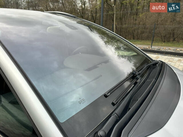 Сірий Сітроен С4 Пікассо, об'ємом двигуна 2 л та пробігом 220 тис. км за 4990 $, фото 10 на Automoto.ua