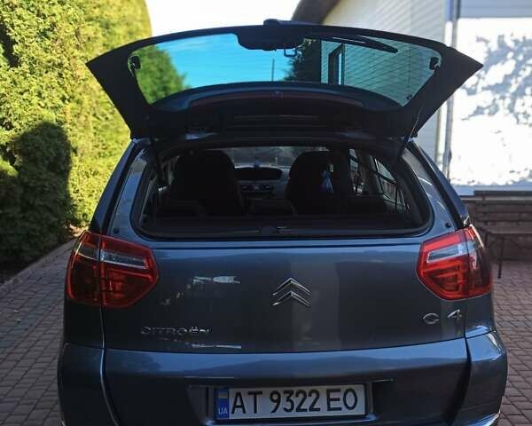 Сірий Сітроен С4 Пікассо, об'ємом двигуна 1.6 л та пробігом 294 тис. км за 5700 $, фото 22 на Automoto.ua