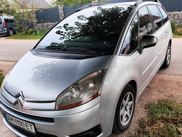 Серый Ситроен С4 Пикассо, объемом двигателя 1.6 л и пробегом 292 тыс. км за 5500 $, фото 2 на Automoto.ua