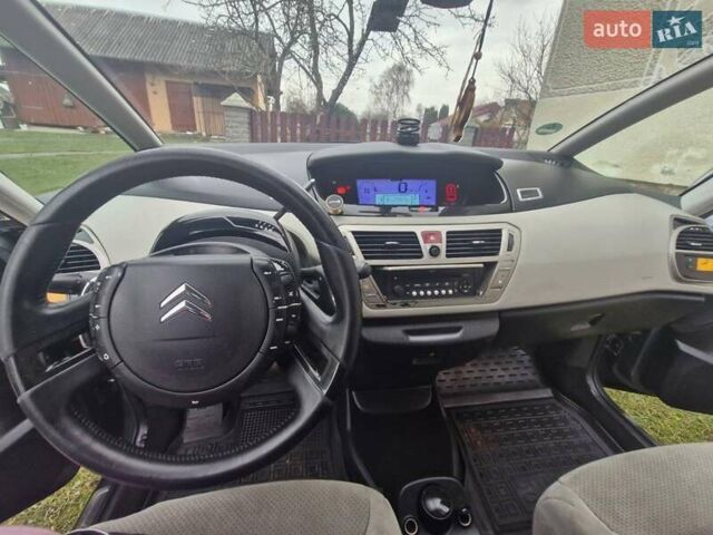 Серый Ситроен С4 Пикассо, объемом двигателя 2 л и пробегом 281 тыс. км за 5100 $, фото 15 на Automoto.ua