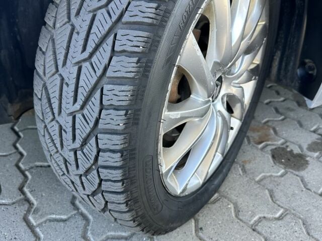 Серый Ситроен С4 Пикассо, объемом двигателя 1.6 л и пробегом 340 тыс. км за 2650 $, фото 16 на Automoto.ua