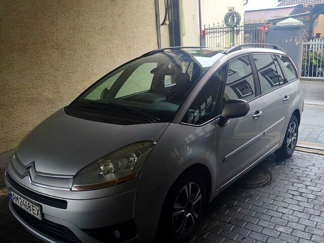 Серый Ситроен С4 Пикассо, объемом двигателя 1.6 л и пробегом 193 тыс. км за 4700 $, фото 1 на Automoto.ua