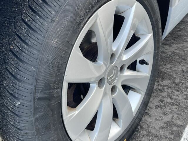 Серый Ситроен С4 Пикассо, объемом двигателя 1.6 л и пробегом 218 тыс. км за 4999 $, фото 16 на Automoto.ua