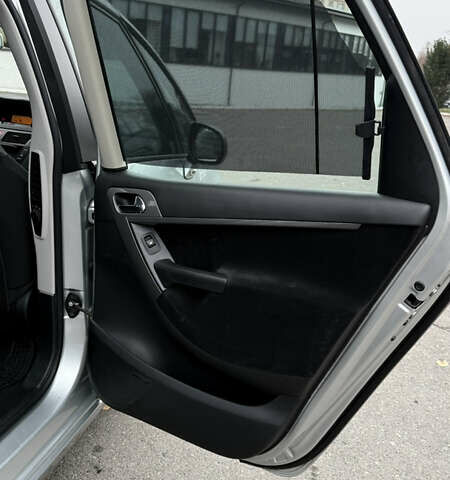 Серый Ситроен С4 Пикассо, объемом двигателя 1.56 л и пробегом 187 тыс. км за 4900 $, фото 13 на Automoto.ua