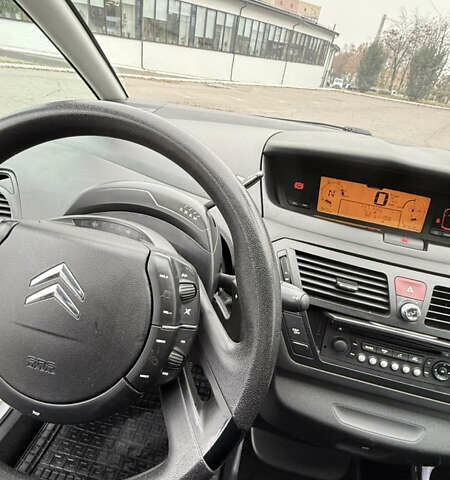 Серый Ситроен С4 Пикассо, объемом двигателя 1.56 л и пробегом 187 тыс. км за 4900 $, фото 23 на Automoto.ua