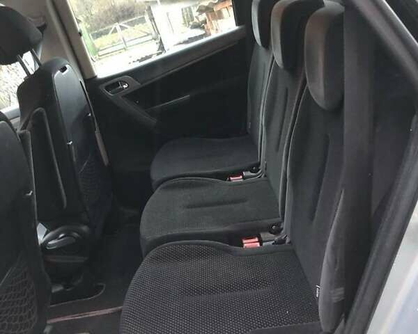 Сірий Сітроен С4 Пікассо, об'ємом двигуна 1.6 л та пробігом 300 тис. км за 4800 $, фото 9 на Automoto.ua