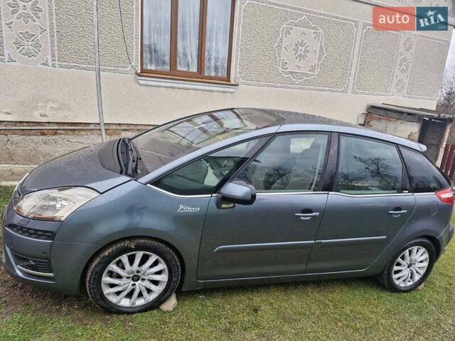 Серый Ситроен С4 Пикассо, объемом двигателя 2 л и пробегом 281 тыс. км за 5100 $, фото 2 на Automoto.ua