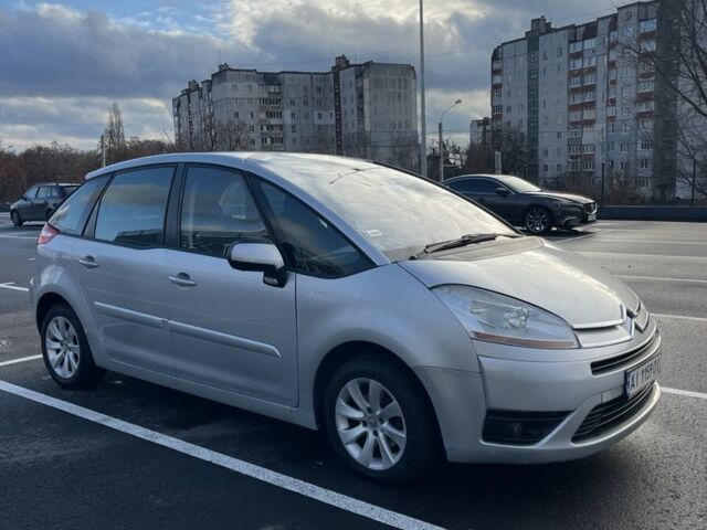 Серый Ситроен С4 Пикассо, объемом двигателя 1.6 л и пробегом 218 тыс. км за 4999 $, фото 3 на Automoto.ua