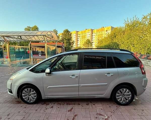 Серый Ситроен С4 Пикассо, объемом двигателя 1.56 л и пробегом 268 тыс. км за 5400 $, фото 6 на Automoto.ua