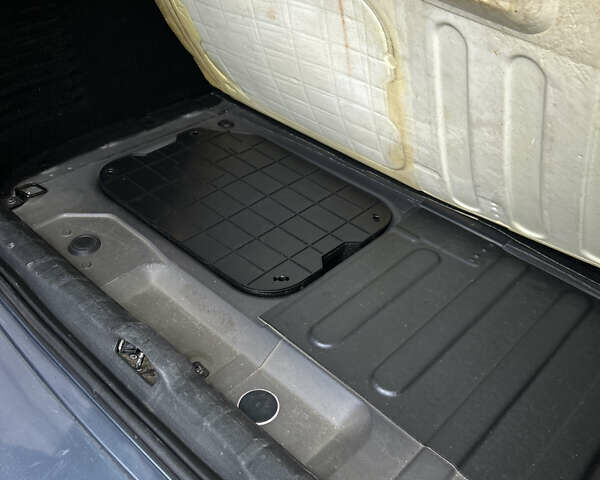 Серый Ситроен С4 Пикассо, объемом двигателя 1.56 л и пробегом 267 тыс. км за 5900 $, фото 25 на Automoto.ua