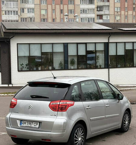 Серый Ситроен С4 Пикассо, объемом двигателя 1.56 л и пробегом 187 тыс. км за 4900 $, фото 3 на Automoto.ua