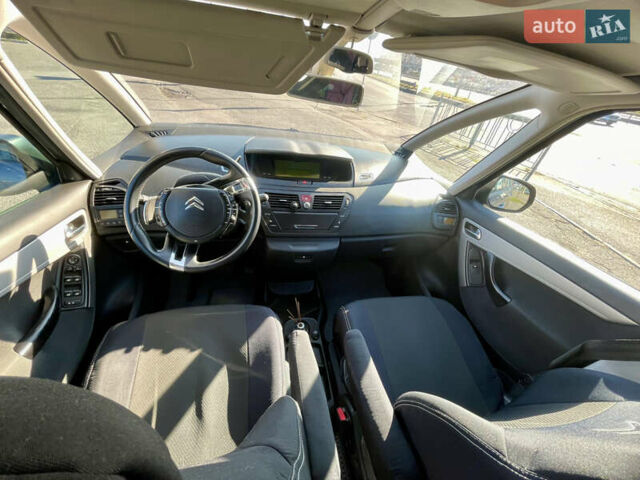 Серый Ситроен С4 Пикассо, объемом двигателя 1.56 л и пробегом 309 тыс. км за 5900 $, фото 12 на Automoto.ua