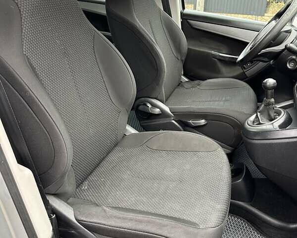 Сірий Сітроен С4 Пікассо, об'ємом двигуна 1.56 л та пробігом 195 тис. км за 4690 $, фото 12 на Automoto.ua