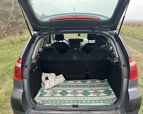 Серый Ситроен С4 Пикассо, объемом двигателя 1.56 л и пробегом 194 тыс. км за 4500 $, фото 4 на Automoto.ua