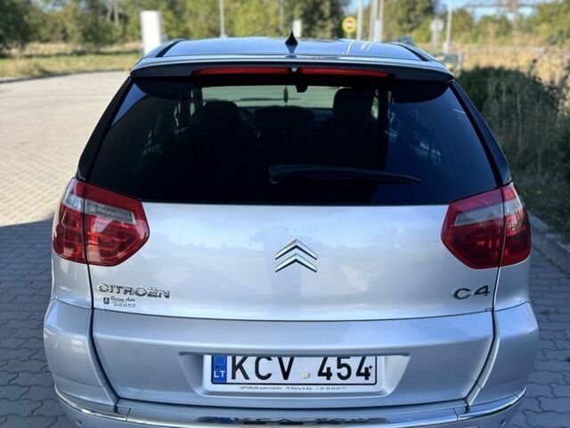 Серый Ситроен С4 Пикассо, объемом двигателя 1.6 л и пробегом 340 тыс. км за 2650 $, фото 4 на Automoto.ua