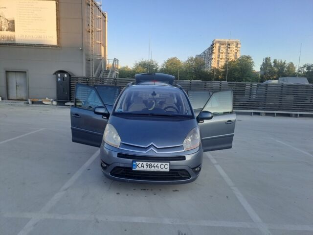 Серый Ситроен С4 Пикассо, объемом двигателя 1.6 л и пробегом 334 тыс. км за 5000 $, фото 20 на Automoto.ua