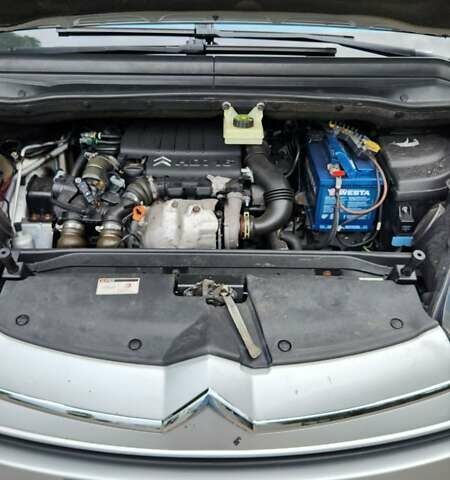 Сірий Сітроен С4 Пікассо, об'ємом двигуна 1.56 л та пробігом 270 тис. км за 5400 $, фото 6 на Automoto.ua