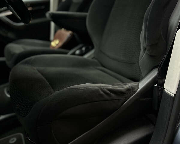 Серый Ситроен С4 Пикассо, объемом двигателя 1.56 л и пробегом 267 тыс. км за 5900 $, фото 17 на Automoto.ua