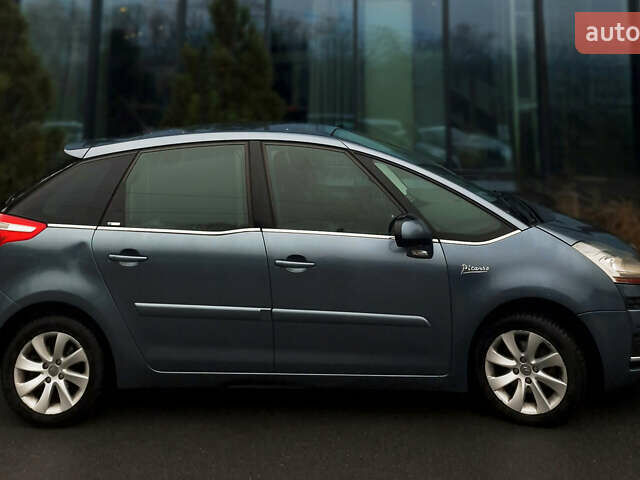 Серый Ситроен С4 Пикассо, объемом двигателя 1.56 л и пробегом 267 тыс. км за 5900 $, фото 2 на Automoto.ua