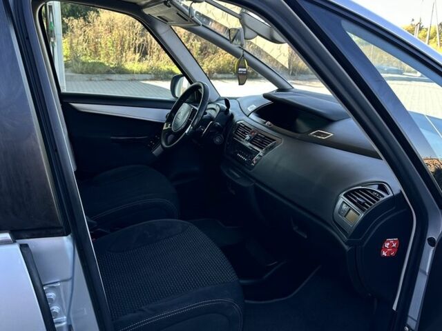 Серый Ситроен С4 Пикассо, объемом двигателя 1.6 л и пробегом 340 тыс. км за 2650 $, фото 13 на Automoto.ua