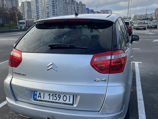 Серый Ситроен С4 Пикассо, объемом двигателя 1.6 л и пробегом 218 тыс. км за 4999 $, фото 5 на Automoto.ua