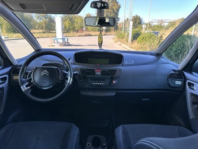 Серый Ситроен С4 Пикассо, объемом двигателя 1.6 л и пробегом 340 тыс. км за 2650 $, фото 7 на Automoto.ua