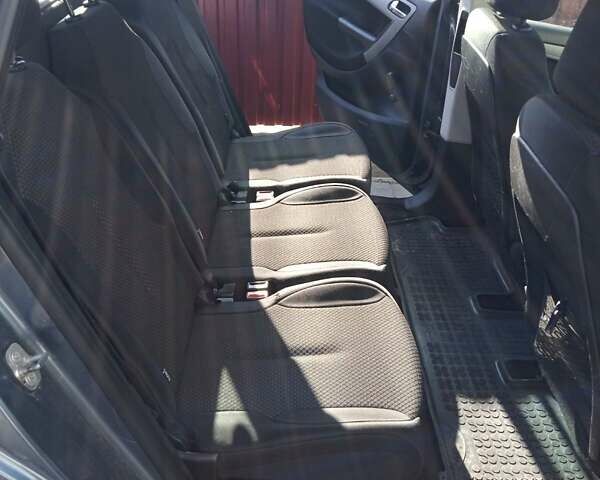 Серый Ситроен С4 Пикассо, объемом двигателя 1.75 л и пробегом 250 тыс. км за 5500 $, фото 6 на Automoto.ua