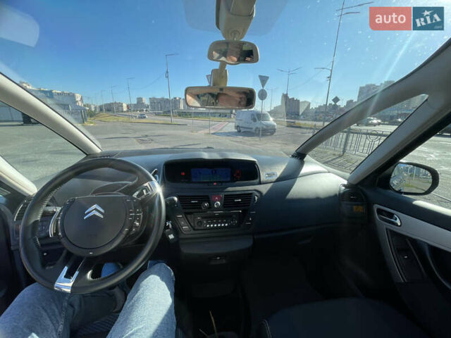 Серый Ситроен С4 Пикассо, объемом двигателя 1.56 л и пробегом 309 тыс. км за 5900 $, фото 5 на Automoto.ua