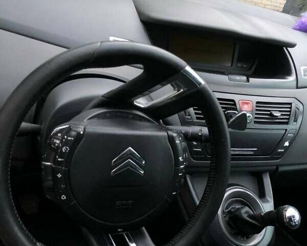 Сірий Сітроен С4 Пікассо, об'ємом двигуна 1.6 л та пробігом 300 тис. км за 4800 $, фото 13 на Automoto.ua