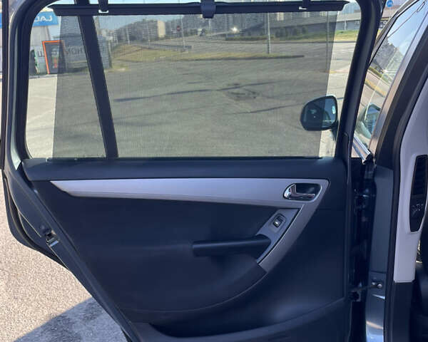 Серый Ситроен С4 Пикассо, объемом двигателя 1.56 л и пробегом 309 тыс. км за 5900 $, фото 13 на Automoto.ua