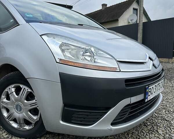 Сірий Сітроен С4 Пікассо, об'ємом двигуна 1.56 л та пробігом 195 тис. км за 4690 $, фото 4 на Automoto.ua