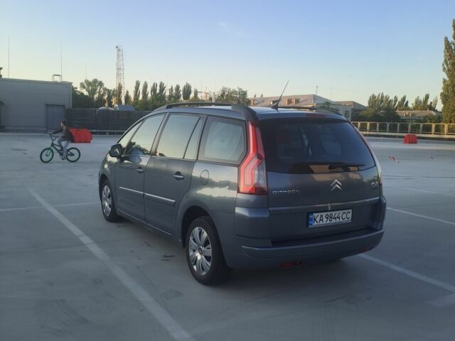 Серый Ситроен С4 Пикассо, объемом двигателя 1.6 л и пробегом 334 тыс. км за 5000 $, фото 8 на Automoto.ua