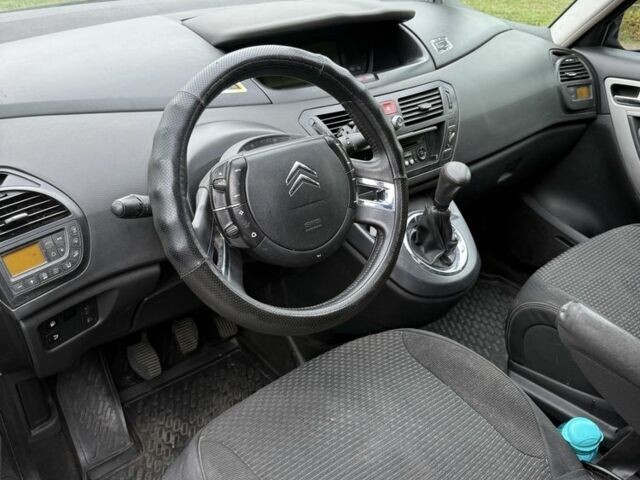 Сірий Сітроен С4 Пікассо, об'ємом двигуна 1.6 л та пробігом 290 тис. км за 5100 $, фото 5 на Automoto.ua